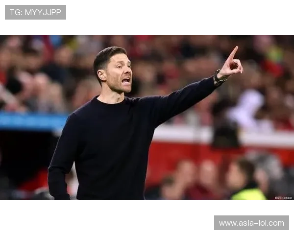 足球历史中那些名字里带有西字的著名球星盘点及其辉煌事迹